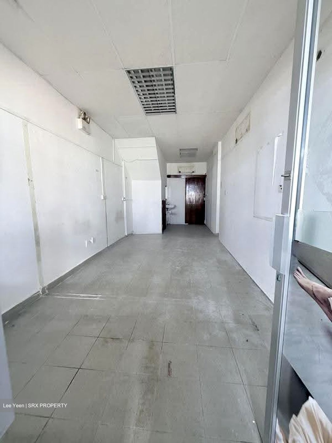 Owen Road (D8), Retail #613769131